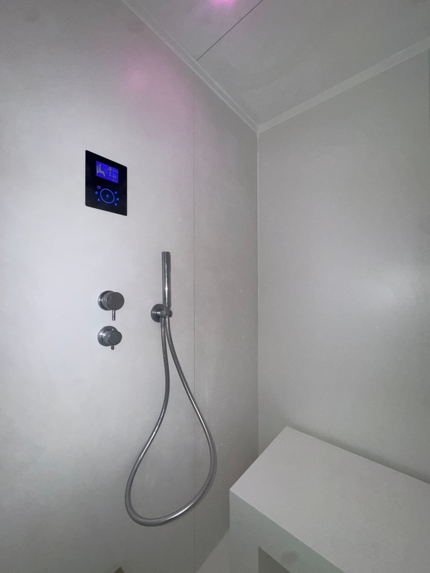 ONE Steam Room, photograph 5 of 9